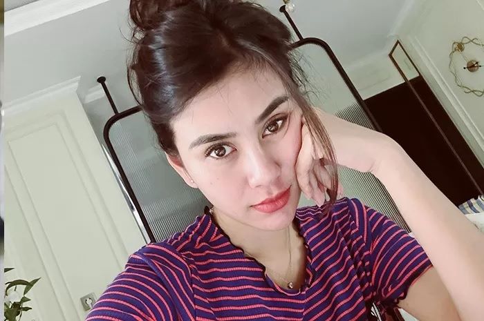 Syahnaz Sadiqah Menyesal Selingkuh, Akan Fokus Membina Rumah Tangga Foto : Ist