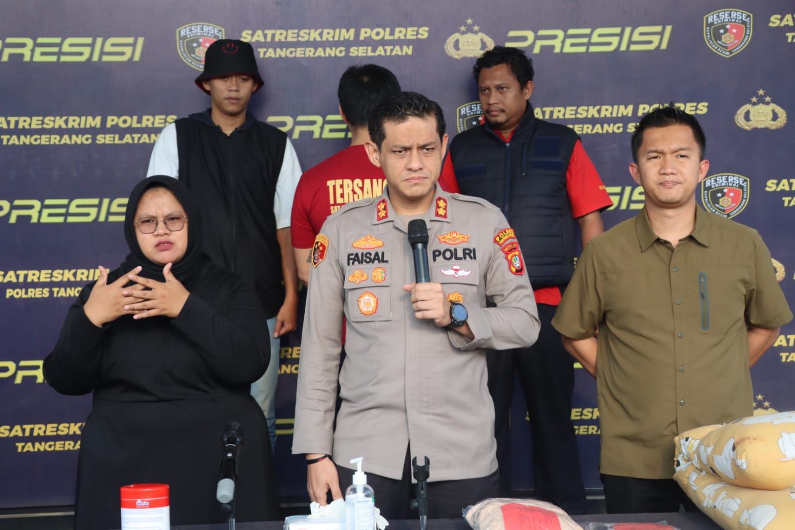 Terungkap, Faktor Kecemburuan Jadi Pemicu BD Aniaya Istrinya Hingga Bonyok Foto : Ist