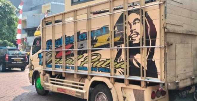 Truk Berisi Belasan Motor Curian di Tangerang Berhasil Diamankan Truck berisi motor curian tertangkap Aparat di Tol Cikupa. Foto : Ist