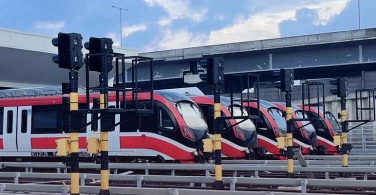 Uji Coba Operasional LRT Jabodebek Dihentikan Sementara, Lho Kenapa? Foto : Ist