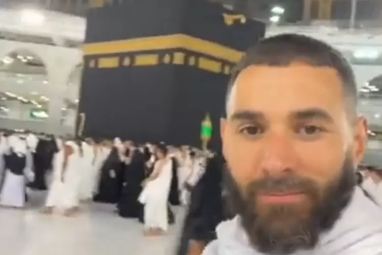 Alhamdulillah, Benzema Dapat Privilege Ibadah Umrah Foto ': Ist
