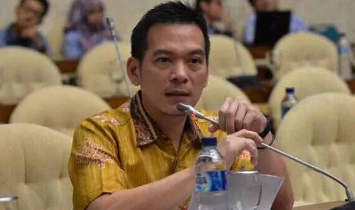 Batas Usia Minimal Bisa Nyapres Tetap 40 Tahun Apa Jadi 35 Tahun Politisi PKB Daniel Johan. Foto : Ist