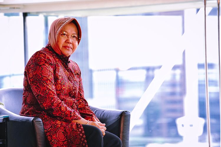 Cerita Soal Kelaparan Papua Risma Mewek Foto : Ist