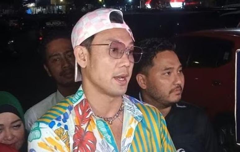Diminta Tes DNA, Denny Sumargo Laporkan Verny Hasan Soal Pencemaran Nama Baik Foto : Ist