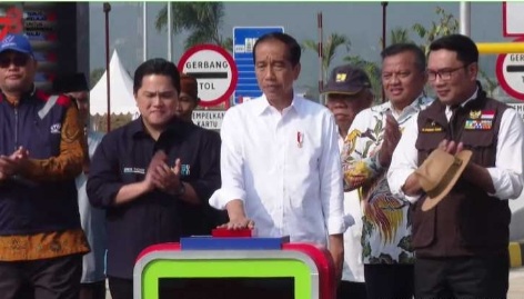 Diresmikan Jokowi, Tol Jakarta-Sukabumi Cukup Ditempuh 2,5 Jam Foto : Setpres
