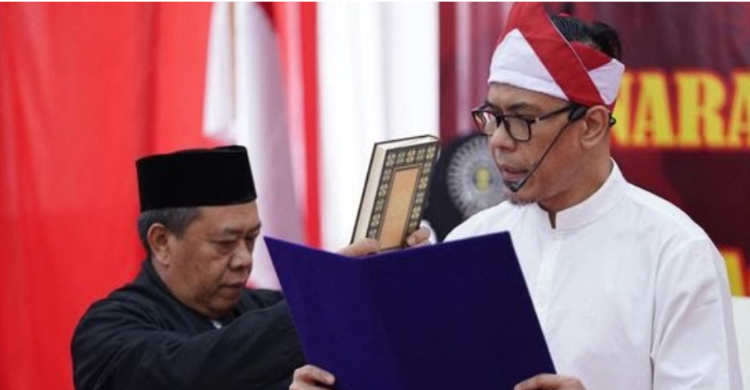 Eks Jubir FPI Munarman Ucap Ikrar Setia NKRI Di Lapas Salemba Foto : Ist