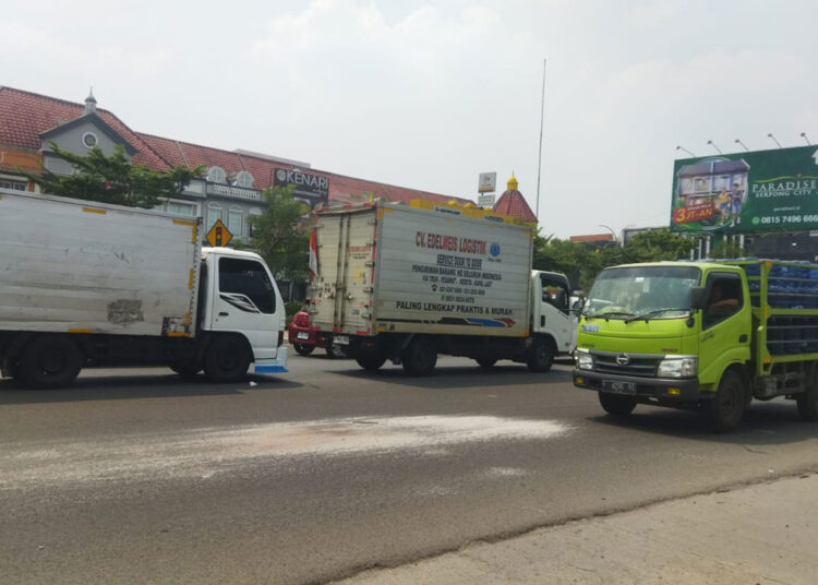 Hindari Jalan Berlubang, Guru di Tangsel Tewas Terlindas Dump Truk Foto : Ist