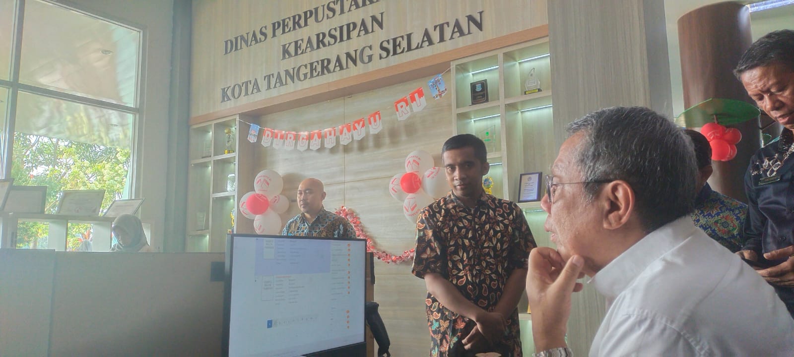 Jadi Gudang Pengetahuan Hingga Tempat Rekreasi, Benyamin Ajak Masyarakat Kunjungi Perpustakaan Foto : Ist