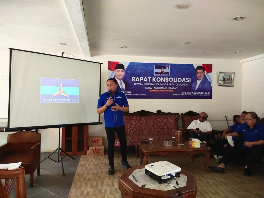 MA Tolak PK Kubu Moeldoko, Kader Demokrat Tangsel Dilarang Euforia Pasca putusan MA yang menolak PK kubu Moeldoko, DPC Demokrat Kota Tangsel langsung mengelar rapat koordinasi.(dra)