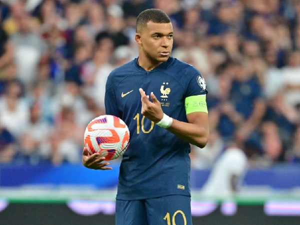 Mbappe Masih Ngotot Bela Real Madrid Foto : Ist