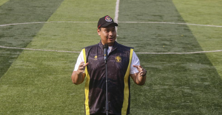 Menpora Ajak Politisi Contek Fun Football Menpora Dito saat memberikan sambutan pada Fun Foodball Rakyat Merdeka. Foto : RM.