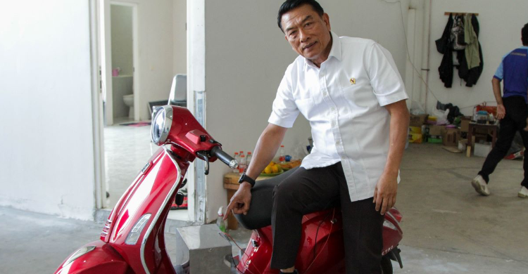 Moeldoko Semangati Produsen Baterai Kendaraan Listrik Lokal Foto : Ist
