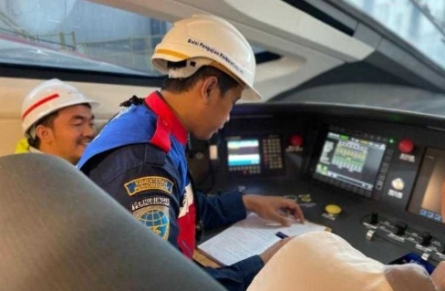 Pastikan Keamanan, Kereta Cepat Jakarta Bandung Jalani Sertifikasi Kemenhub Foto : Ist