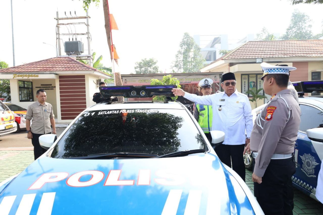 Pemkot Serahkan 3 Unit Mobil ETLE Untuk Polres Tangsel Foto : Ist