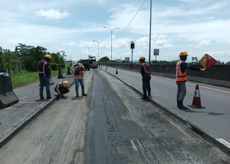 Pengendara Diminta Lebih Berhati-hati, 29 Titik Tol Tangerang – Merak Diperbaiki Foto : Ist