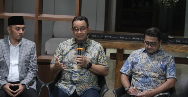 Pilih Cawapres, Anies Masih Muter-muter Anies Baswedan saat meeting bersama tim peremus Cawapres. Foto : Ist