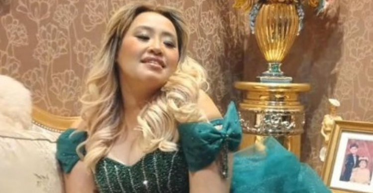 Pinkan Mambo, Suami Kasih Suap Usai Lecehkan Anak Foto : Ist