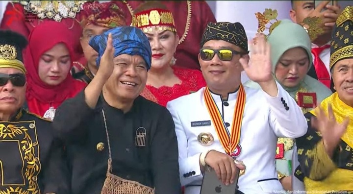 Pj Gubernur Banten Al Muktabar Ikuti Upacara Penurunan Bendera Merah Putih di Istana Merdeka Foto : Ist