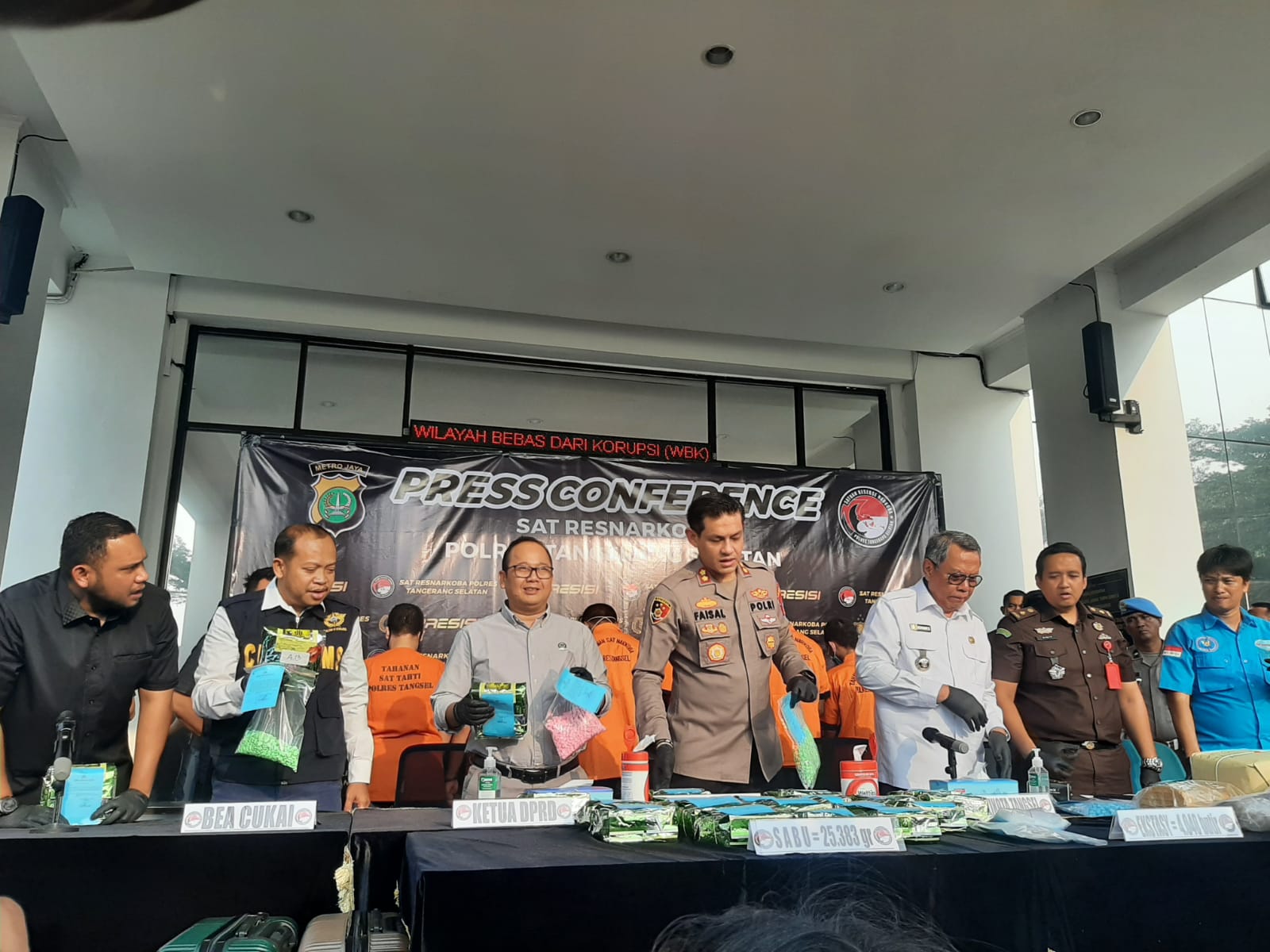 Polres Tangsel Ungkap Peredaran Kasus Narkoba, 25 Kilo Sabu Hingga Ribuan Pil Ekstasi Berhasil Disita Foto : Ist