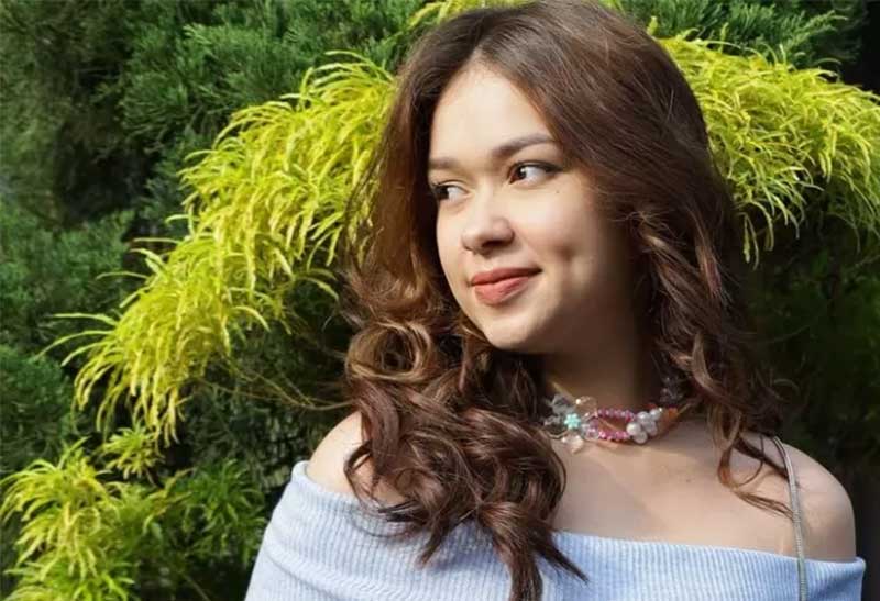 Rebecca Klopper, Foto Mesra Dengan Fadly Foto : Ist