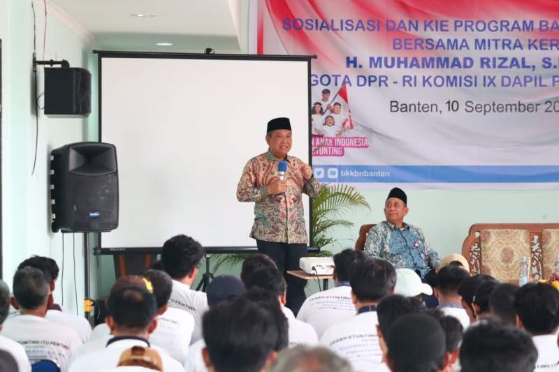 BKKBN Apresiasi Penurunan Stunting Di Tangsel Kegiatan sosialisasi Komunikasi, Informasi, dan Edukasi (KIE) program bangga kencana pencegahan stunting bersama masyarakat Tangsel, di Kecamatan Setu.(dra)