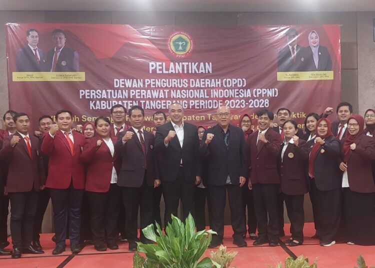Bupati Tangerang Kukuhkan Pengurus DPD PPNI Kabupaten Tangerang Foto : Ist