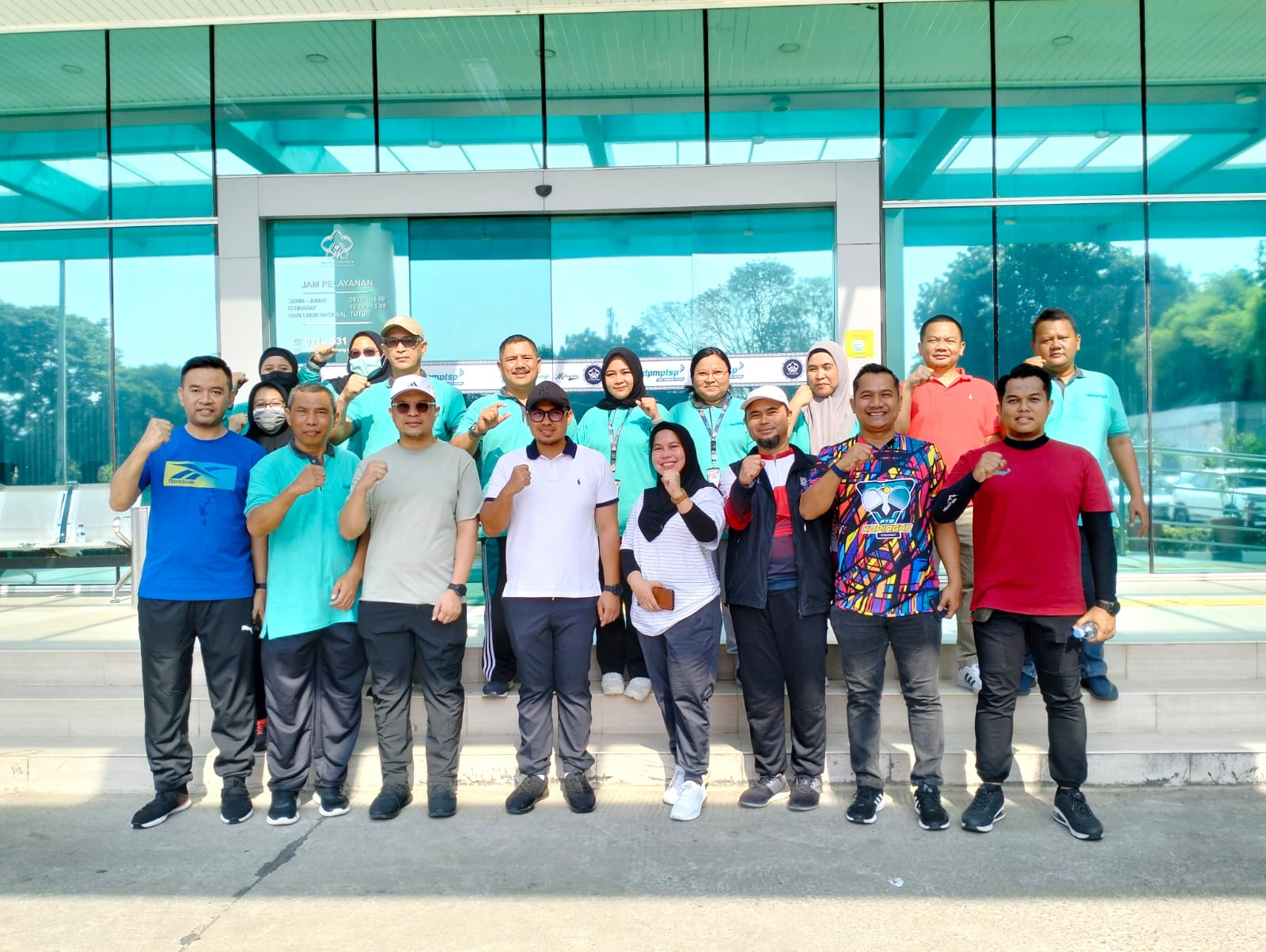DPMPTSP Hadirkan Pelayanan Sambil Senam Bersama, Pilar : Bisa Lebih Dekat dengan Masyarakat Foto : Ist
