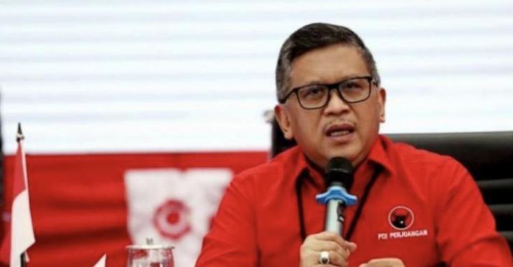 Hasto Sebut Ganjar Tak Bikin Proyek Mercusuar Untuk Ikon, Ini Alasannya Sekjen PDIP Hasto Kristiyanto. Foto : Ist