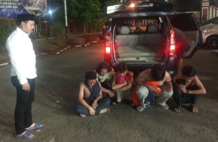 Hendak Tawuran, Sejumlah Remaja Bersajam di Pondok Aren Diamankan Foto : Ist