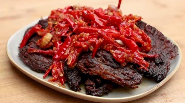 Hidden Gem! RM Bareh Solok Tawarkan Lauk Dendeng Baracik yang Sedap Foto : Ist
