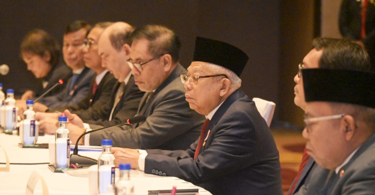 Kiai Ma’ruf Rayu Pengusaha China Rambah Sektor Industri Halal Di Indonesia Foto : Ist