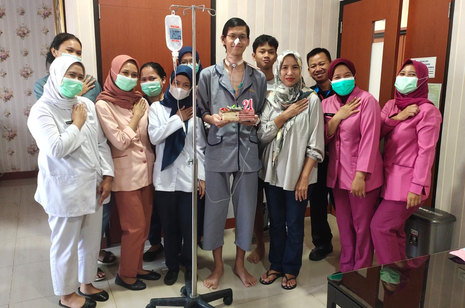 Korban Terjerat Kabel FO, Sultan Rifat Berulang Tahun di Rumah Sakit Sultan Rifat berulang tahun di Rumah Sakit. (Ist)