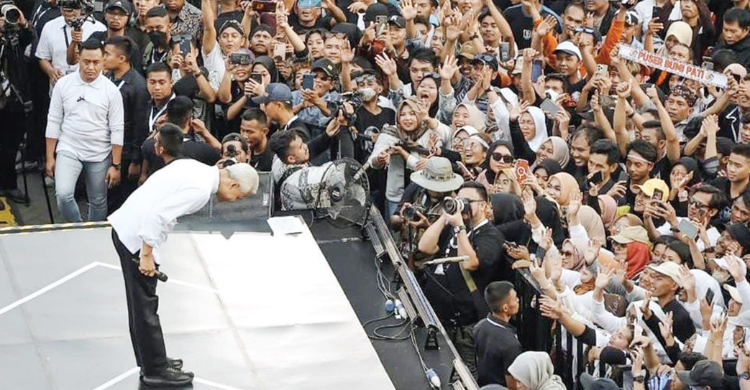 Manifesto Ganjar Foto : Ist