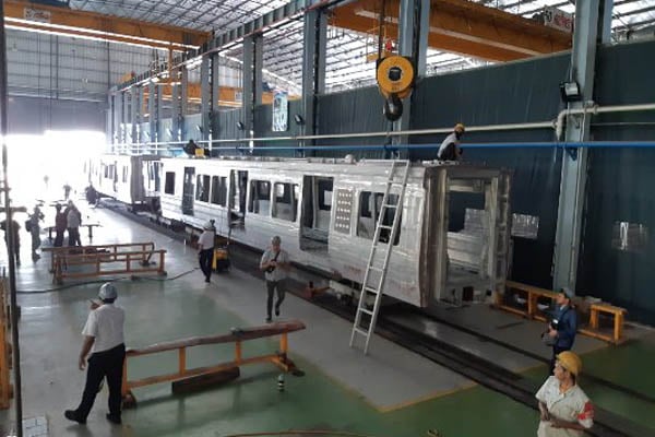 Mau Diborong KAI Aktifitas produksi di PT INKA. Foto : Ist