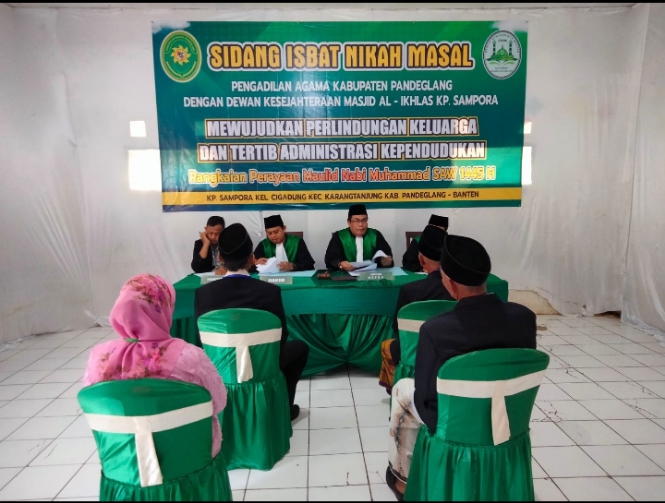 Sidang isbat nikah di Majelis Taklim Al-Hamidi, di Kampung Sampora, Kelurahan Cigadung, Kecamatan Karangtanjung, Kabupaten Pandeglang, Jumat (22/9/2023).(Istimewa)