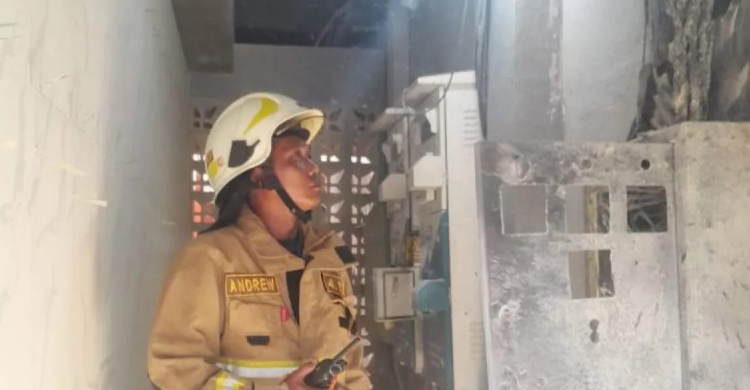 Panel Listrik SMAN 6 Meledak, Seorang Satpam Meninggal Foto : Ist