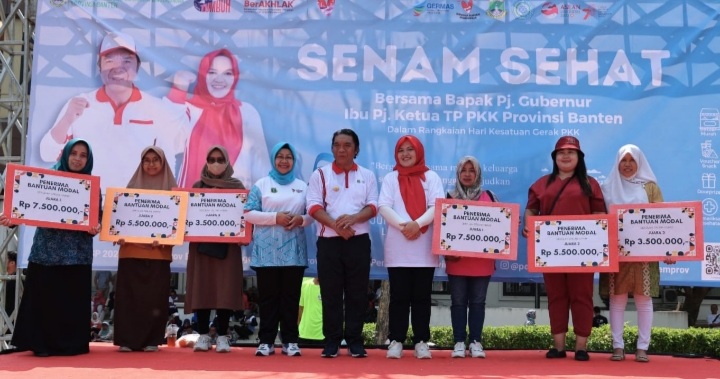 Pj Gubernur Banten Al Muktabar Ajak Terapkan Pola Hidup Sehat dan Aktif Foto : Humas Pemprov