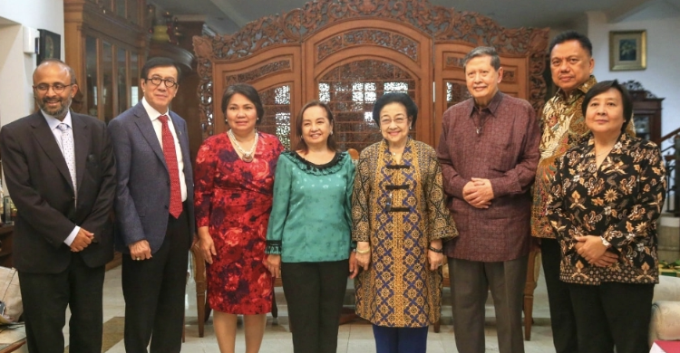 Sambil Kangen-Kangenan, Mega Dan Gloria Arroyo Bahas Penghapusan Hukuman Mati Foto : Ist