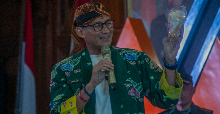 Sandi Ngebet Dipinang Ganjar Foto : Ist