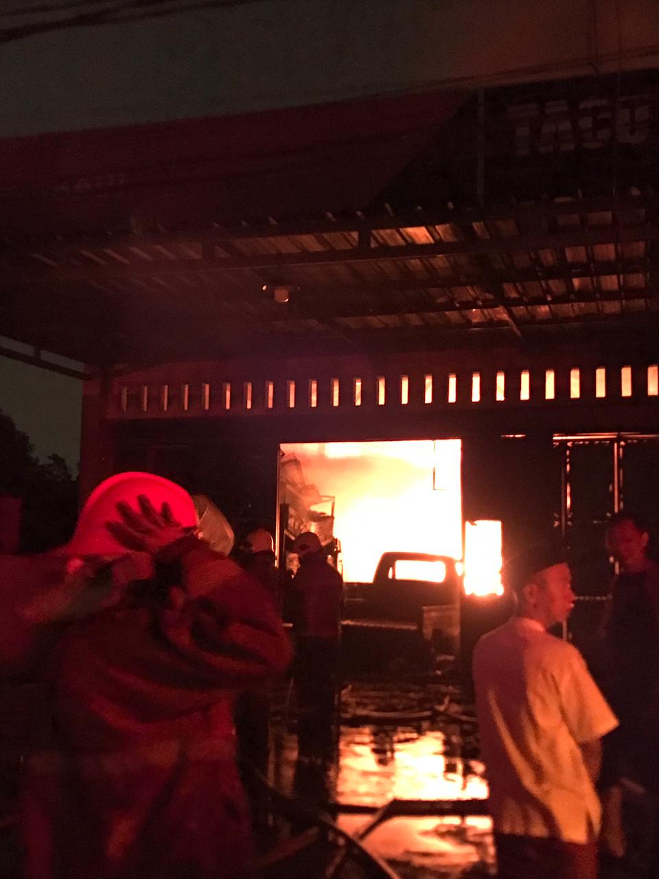 Si Jago Merah Lahap Bangunan Ruko di Tangerang Foto : Ist