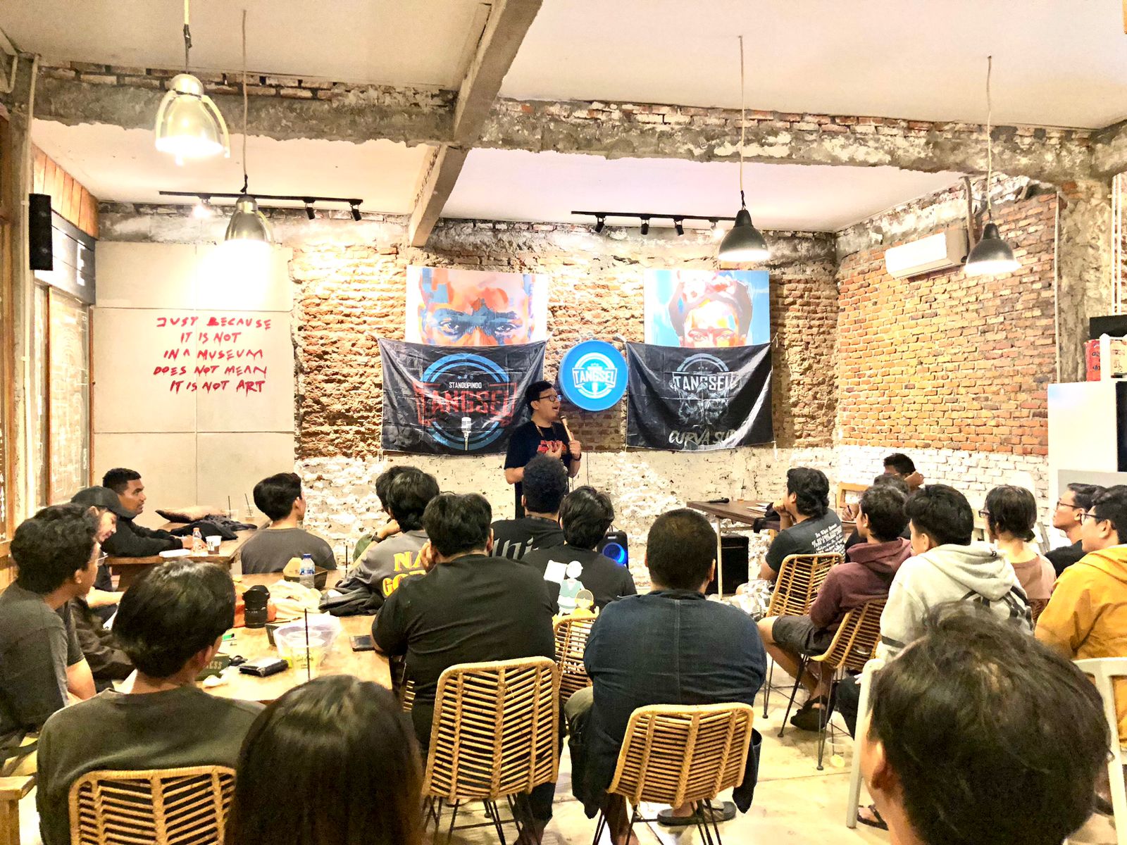 Tangsel Combat, Melawan Ketidaklucuan dengan Stand Up Indo Tangsel! Foto : Ist