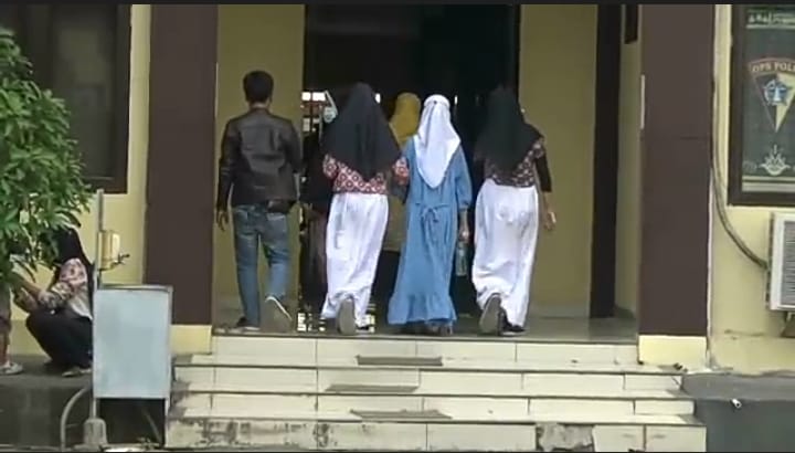 7 Siswi di Serang Jadi Korban Pencabulan Oknum Kepala Sekolah Foto : Ist