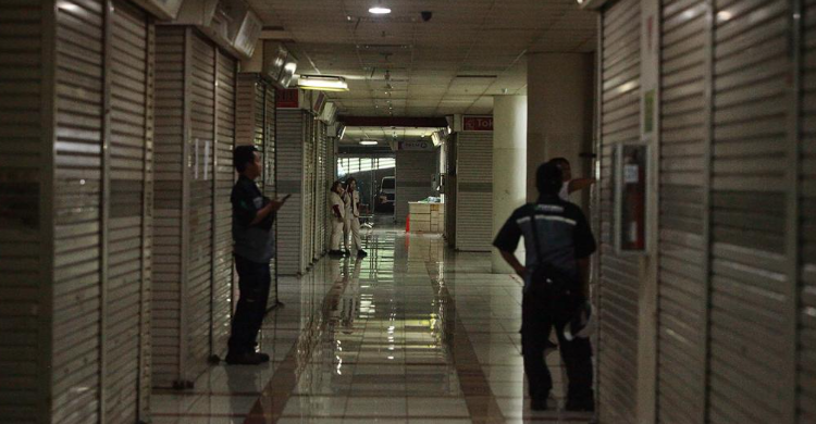Belanja Sistem Online Murah Dan Mudahkan Masyarakat Suasana sepi di Pasar Tanah Abang. Foto : Ist