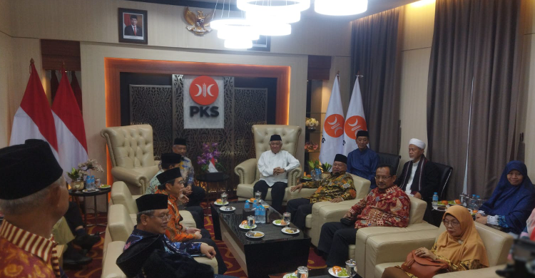 Din Syamsuddin Sambangi Kantor DPP PKS, Bakal Jadi Ketua Timses AMIN? Foto : Ist