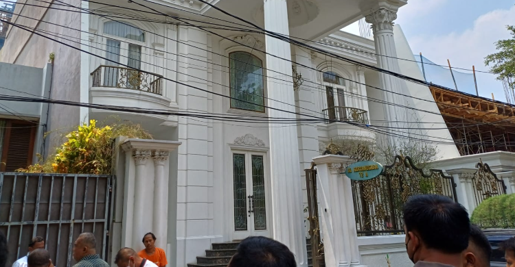 Dugaan Pemerasan, Rumah Ketua KPK Firli Bahuri Digeledah Penyidik Polda Metro Foto ; Isy
