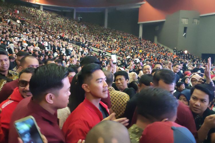 Hadiri Acara Relawan, Kaesang Tak Disapa Jokowi Foto : Ist