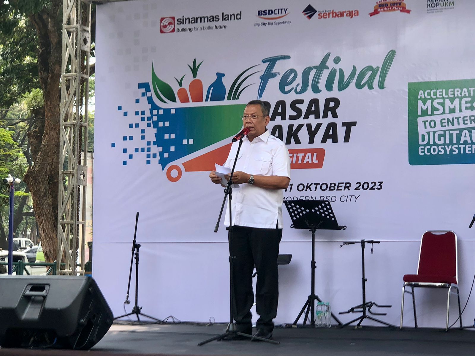 Hadiri Festival Pasar Rakyat, Benyamin: Sudah Saatnya UMKM Go Digital! Foto : Mg.2
