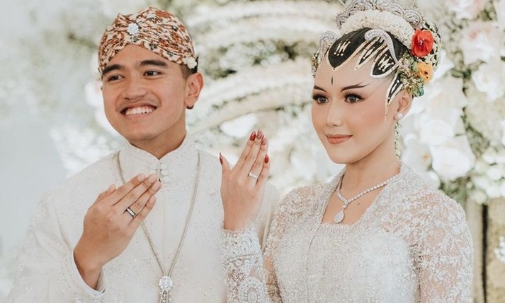 Ingin Sekolah S2, Erina dan Kaesang Sepakat Tunda Momonga Foto : Ist