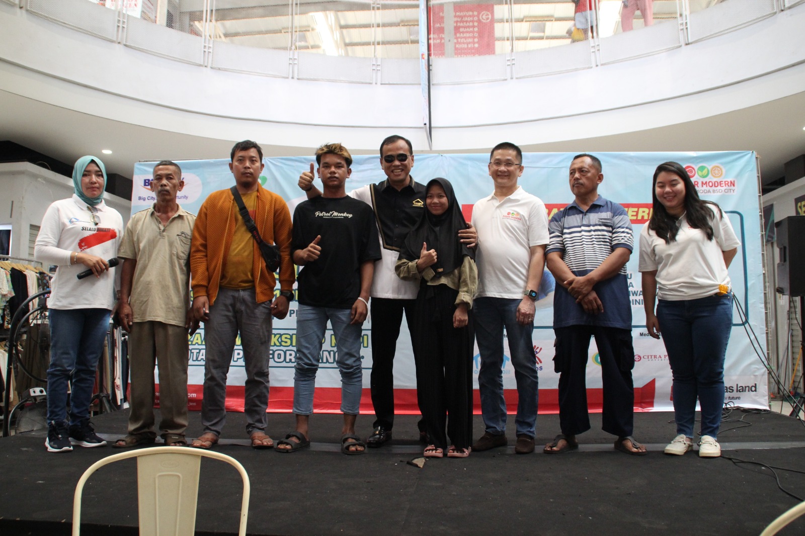 Intermoda Peduli, Hadirkan Bazar UMKM Anak Berkebutuhan Khusus hingga Pengobatan Alternatif Gratis Sinar Mas Land melalui Pasar Modern Intermoda BSD City menghadirkan Intermoda Peduli, Jum'at (29/09/2023)
