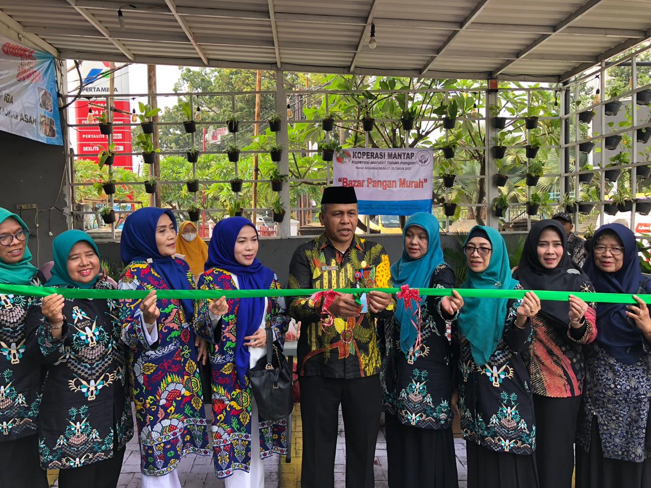 Kantin PKK Tangerang Selatan Resmi Dibuka untuk Umum Foto : Mg.2